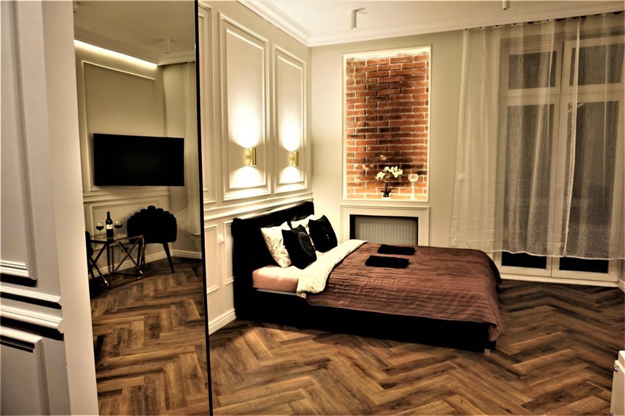 Luxury Jacuzzi Apartment Красков Екстериор снимка