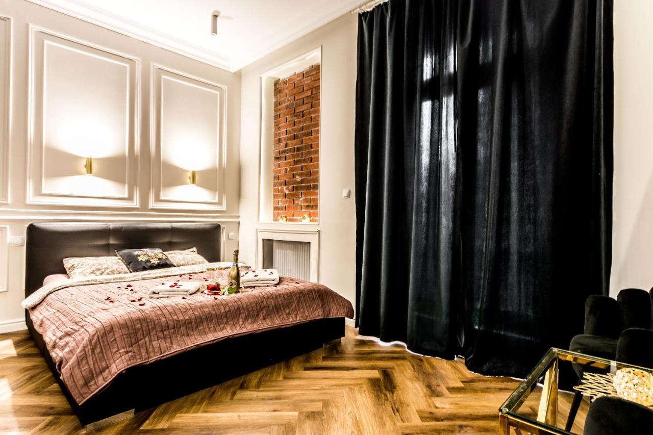 Luxury Jacuzzi Apartment Красков Екстериор снимка